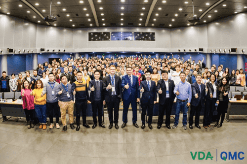 德国汽车工业联合会长春区域会召开 凯发K8发表主题演讲